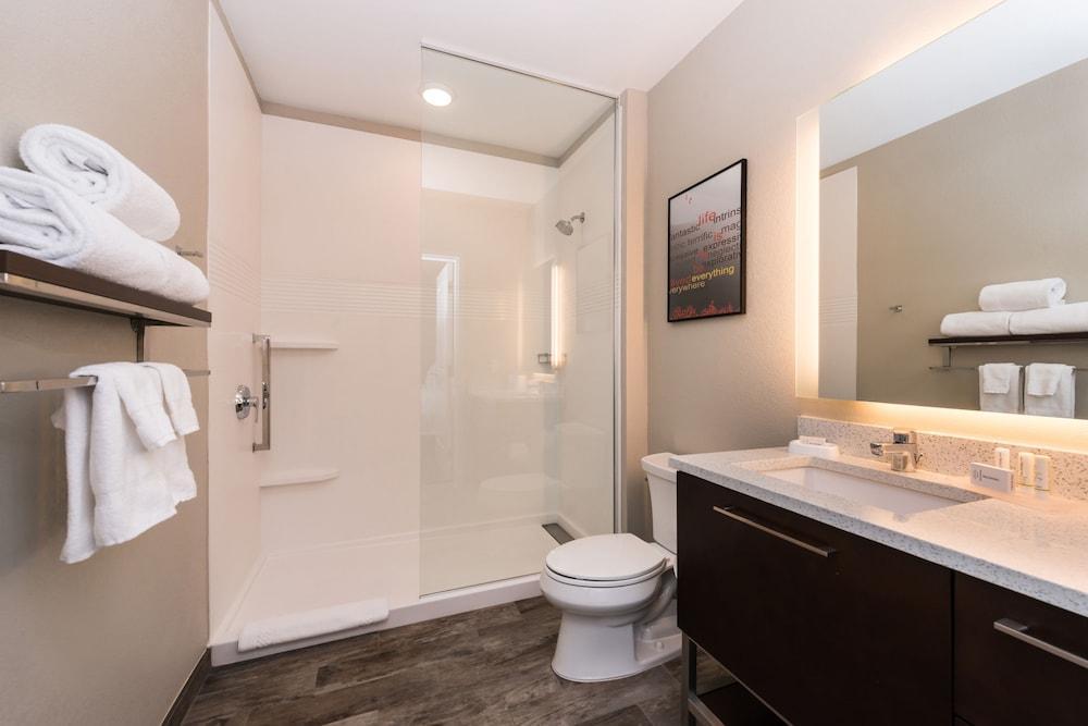 Towneplace Suites By Marriott Dubuque Downtown Eksteriør billede