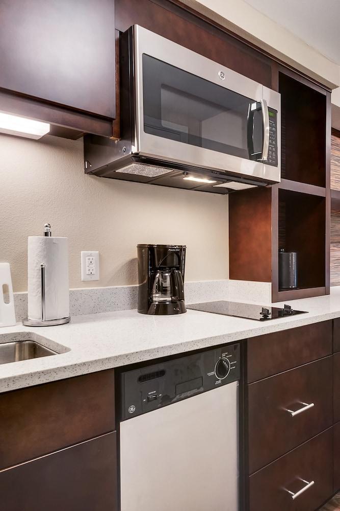 Towneplace Suites By Marriott Dubuque Downtown Eksteriør billede